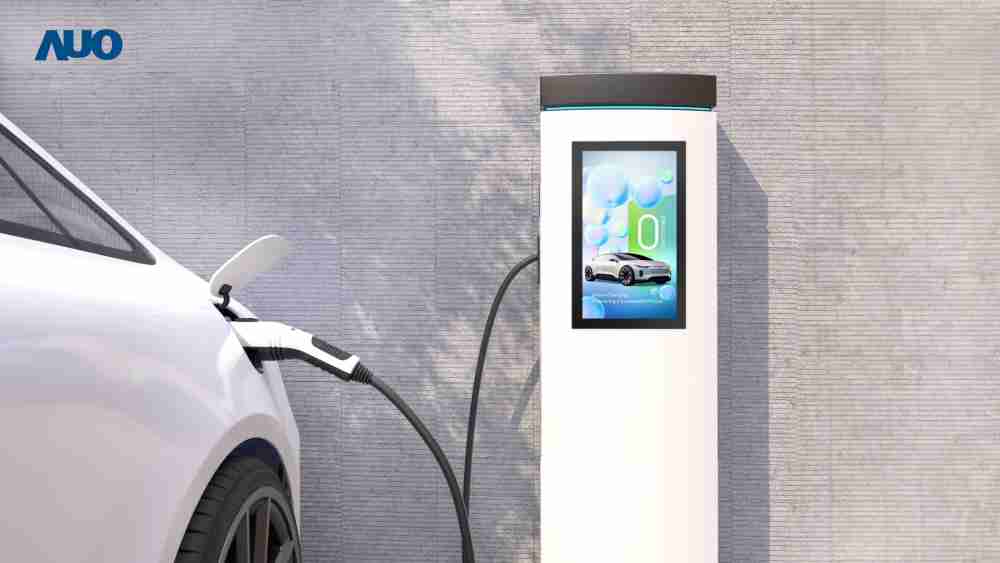 友達〝EVSE車用充電樁解決方案〞專為電動汽車充電樁設計，，，，具有高亮度、、、克服戶外艱難環境的耐溫、、耐紫外線等特性，，，，並搭載散熱性及擴充性強的高效能工業電腦，，，可實現人機互動訴求，，，，如資訊顯示、、支付等應用